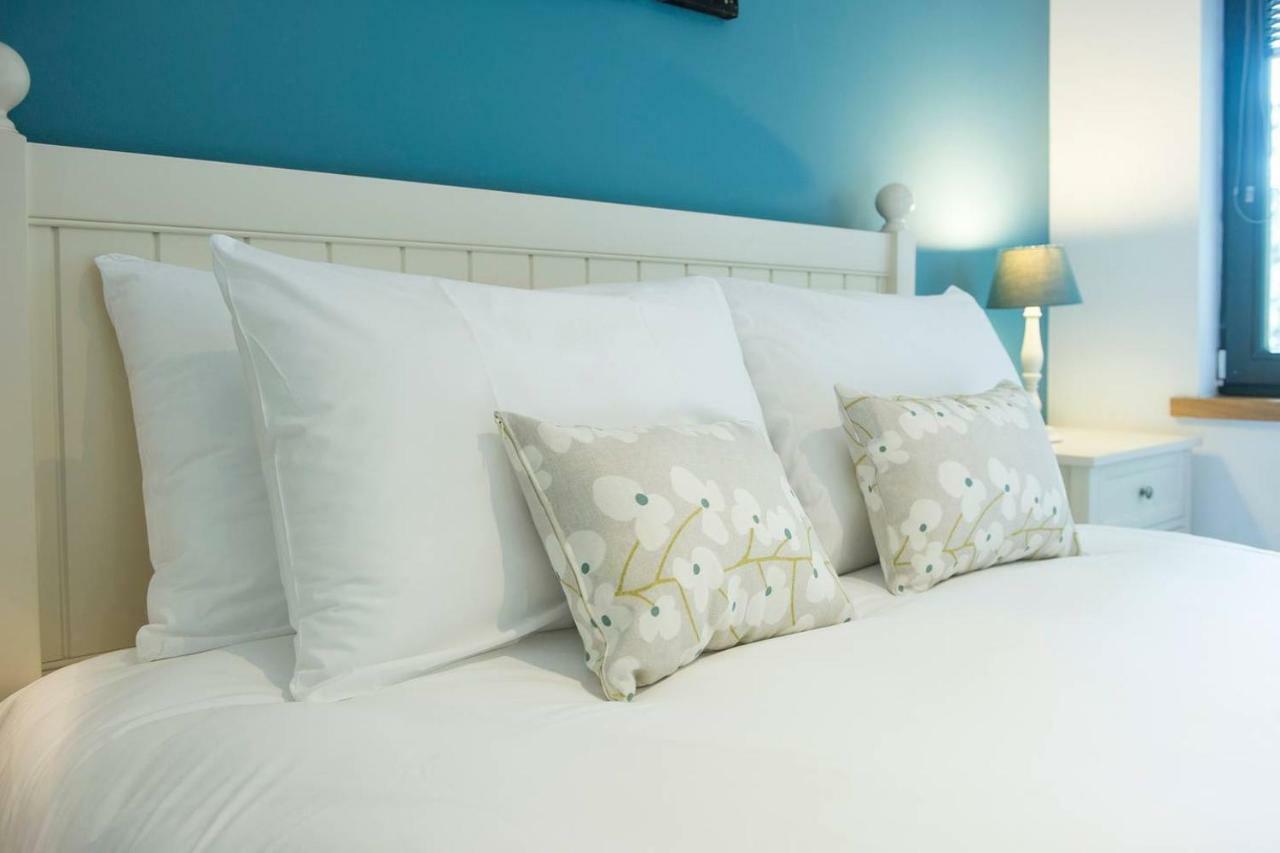 Altido Alluring 3Br Apt Near The Centre With Parking 에든버러 외부 사진